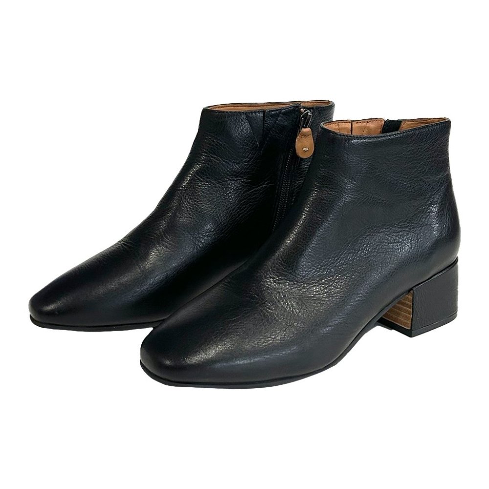 Women's Leather Ankle Booties, Black, Size 8